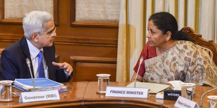 RBI Governor Shaktikanta Das and Finance Minister Nirmala Sitharaman