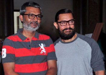 Director Nitesh Tiwari (L) and Aamir Khan