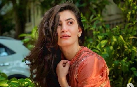 Shivaleeka Oberoi signs her 2nd film ahead of debut