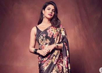 Desi girl Priyanka Chopra trolled for her comment on Delhi pollution