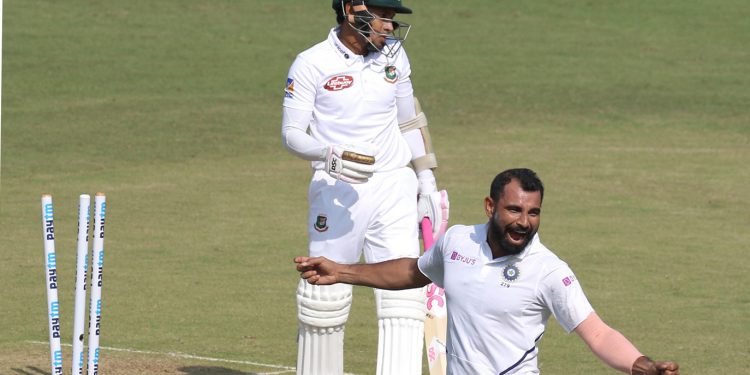 Mohammed Shami is ecstatic after castling Mushfiqur Rahim