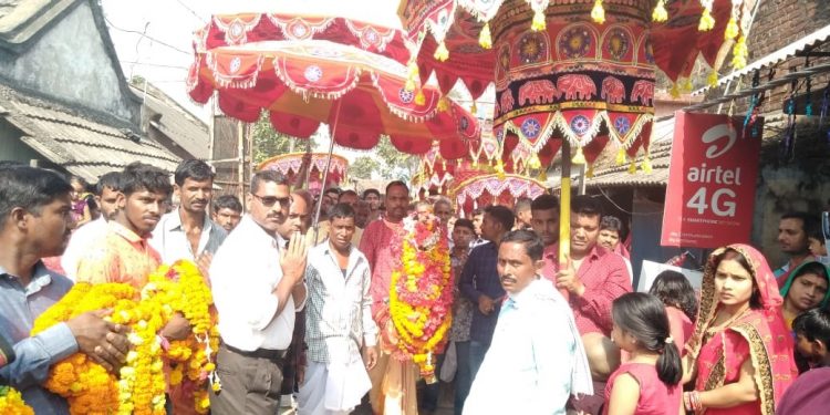 Devotees take out idol of goddess Lovi Thakurani in a procession as part of Banrpal yatra in Angul