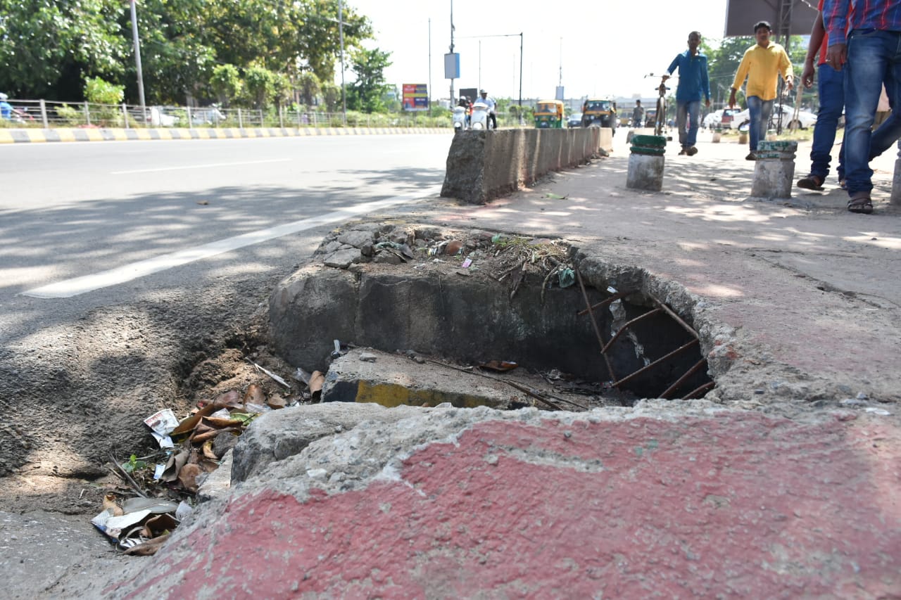 Poor road condition causes inconvenience to city commuters 