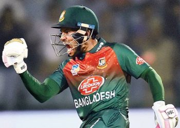 Wicketkeeper-batsman Mushfiqur Rahim slammed a brilliant unbeaten half-century as Bangladesh chased down the 149-run target with three balls and seven wickets to spare.