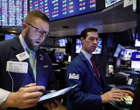 US stocks close mixed after trading higher