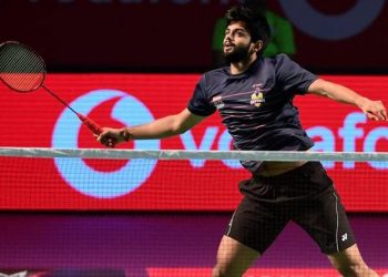 The world No.11 Praneeth went down 20-22, 22-20, 21-16.