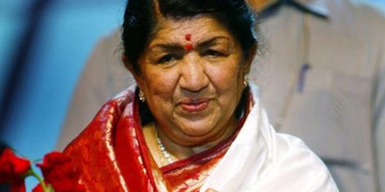 Lata Mangeshkar continues to remain under observation: doctor