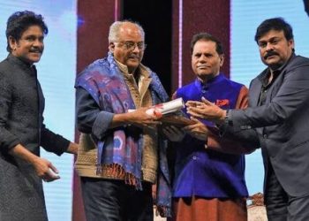 Boney Kapoor gets emotional while receiving ANR Award for Sridevi