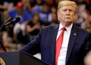 U.S. President Donald Trump holds a campaign rally in Sunrise, Florida, U.S., November 26, 2019. REUTERS/Yuri Gripas