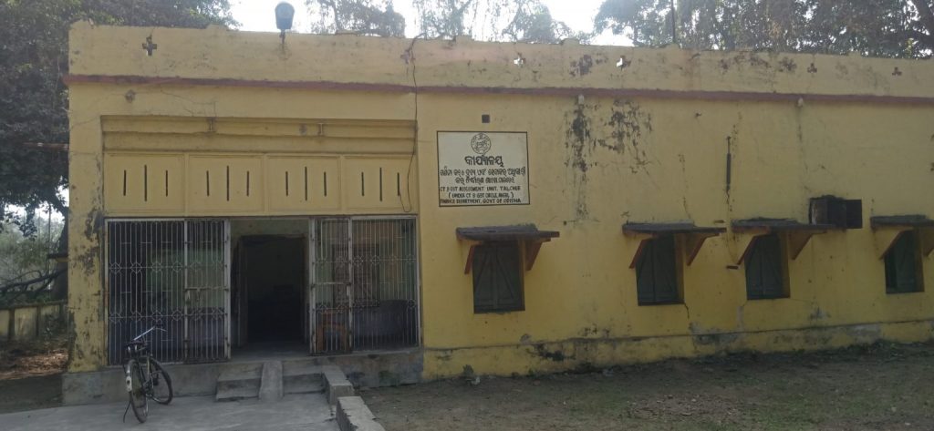 Talcher Commercial Tax Office crippled to nothing, locals demand its functionality