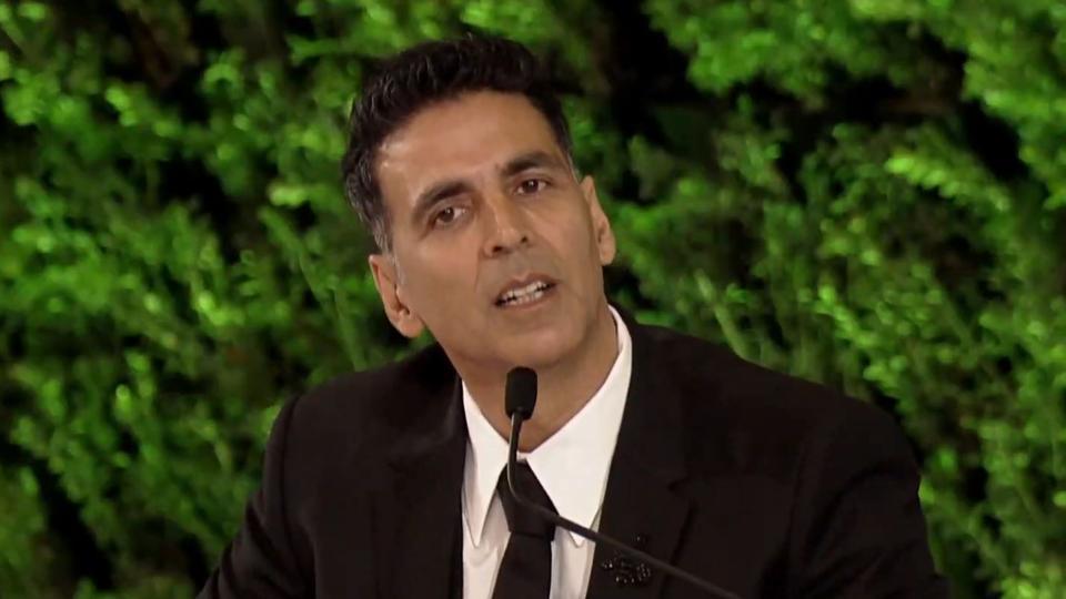 Akshay Kumar says he 'liked' Jamia tweet 'by mistake'