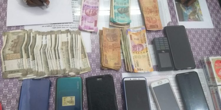 Gambling dens busted, 14 held in Cuttack