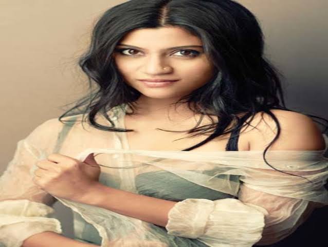 Do you know national awardee actress Konkona Sen Sharma pregnant before marriage