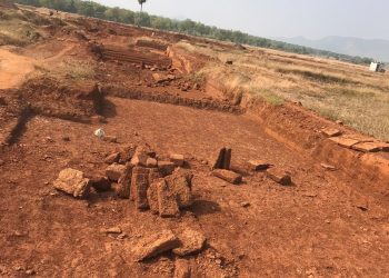 Laterite mafias make hay as revenue dept looks the other way 