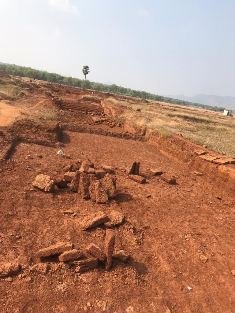 Laterite mafias make hay as revenue dept looks the other way 