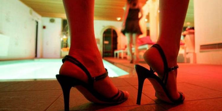 Prostitutes Apam, Sluts in (GH)