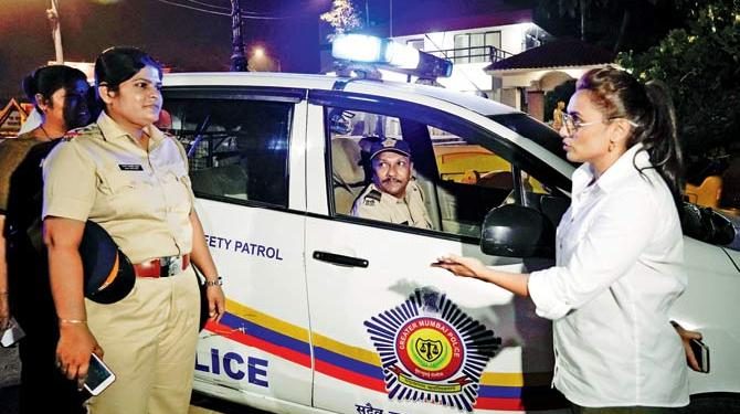 Actress Rani Mukerji meets special night patrol police team