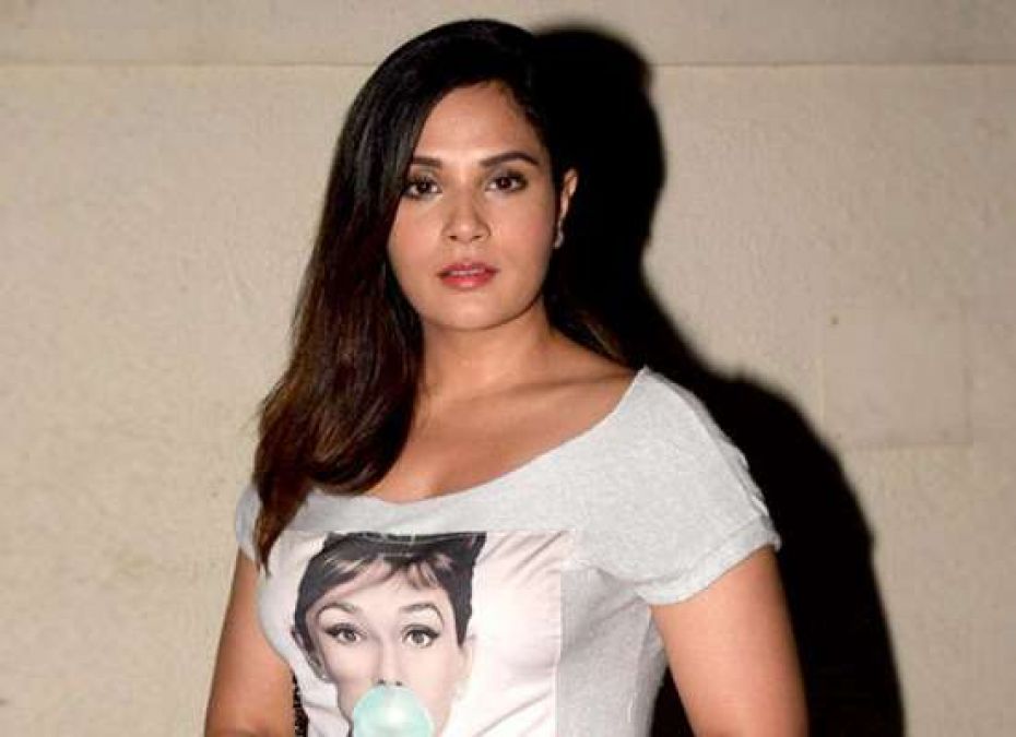 Richa Chadha posts apologies for her 'Galwan says hi' tweet