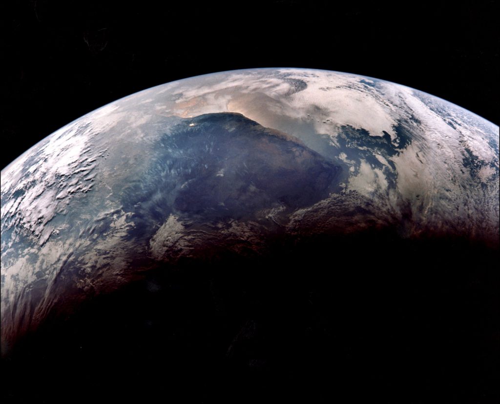 NASA planet hunter finds its 1st Earth-size habitable world
