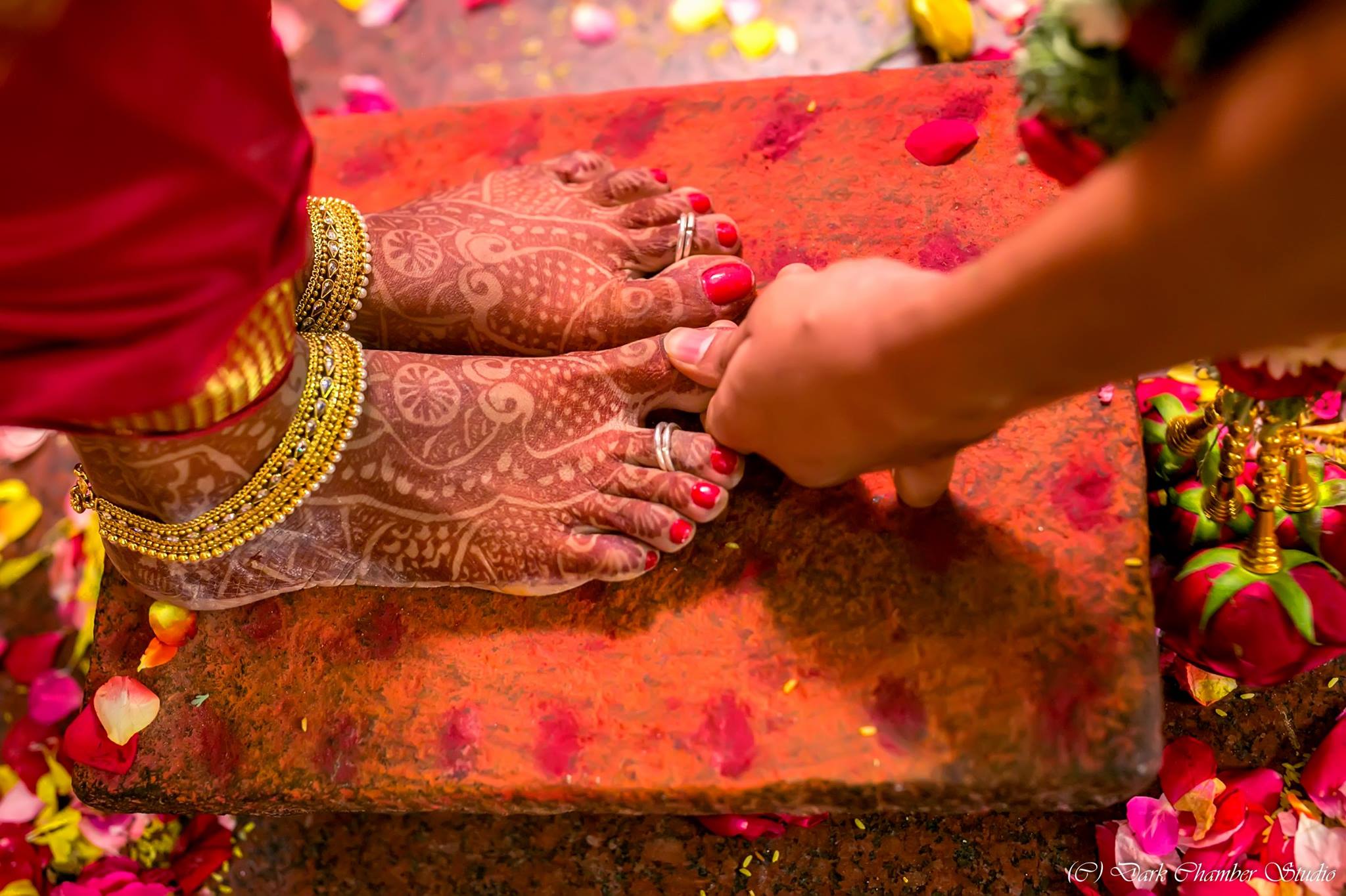 History and Health Significance of Indian Toe Rings: From Ancient Vedi –  Aferando