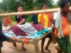 Pregnant woman carried on cot to hosp in Bargarh