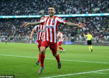 Angel Correa celebrates after scoring the winner for Atletico Madrid against Barcelona