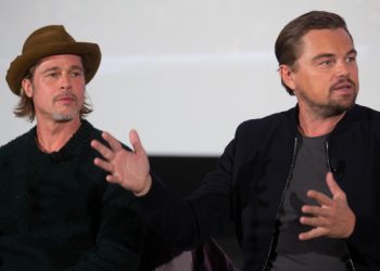 Brad Pitt (L) and Leonardo DiCaprio