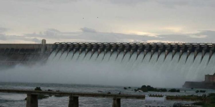 Additional spillway at Hirakud Dam by 2023