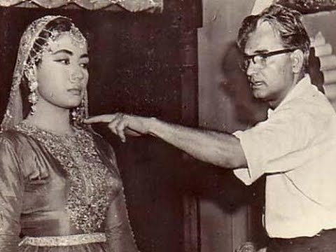 Meena Kumari fell in love with father of three children Kamal Amrohi, got married in two hours