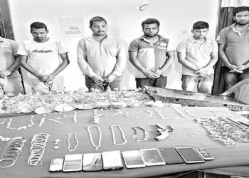 Eight wanted interstate dacoits arrested in Puri