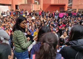 Gargi College students protesting against police inaction