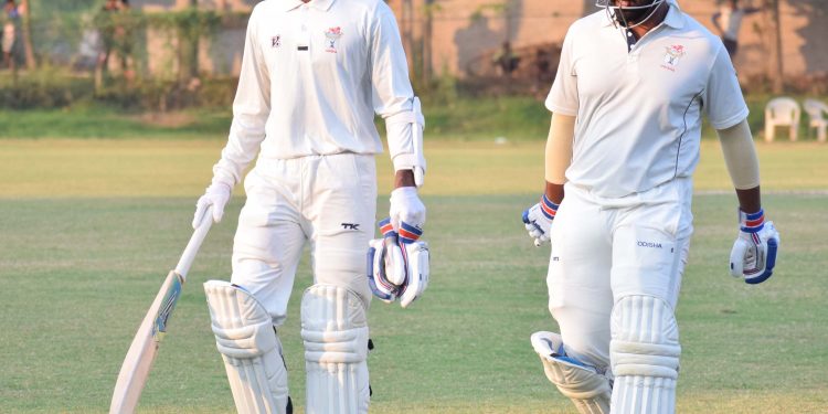 Govind Poddar (L) and Anurag Sarangi batted well for Odisha
