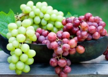 Have a handful of grapes everyday to kick off depression