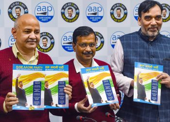 AAP convener Arvind Kejriwal and senior party officials release the manifesto, Tuesday