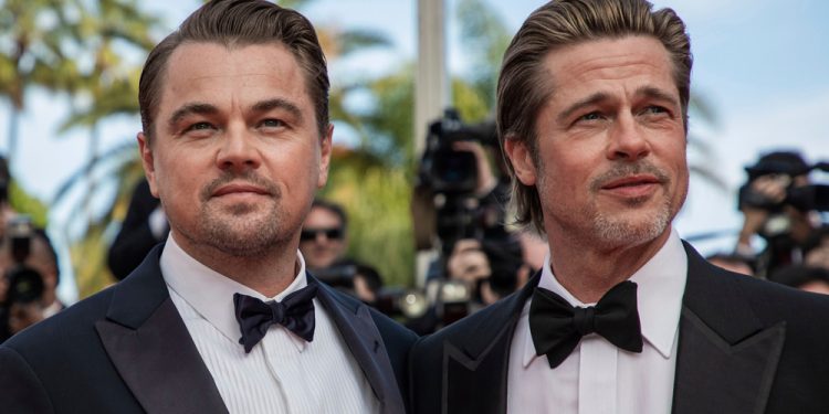 Leonardo DiCaprio (L) and Brad Pitt