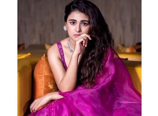 Shalini Pandey to make her debut with Ranveer Singh