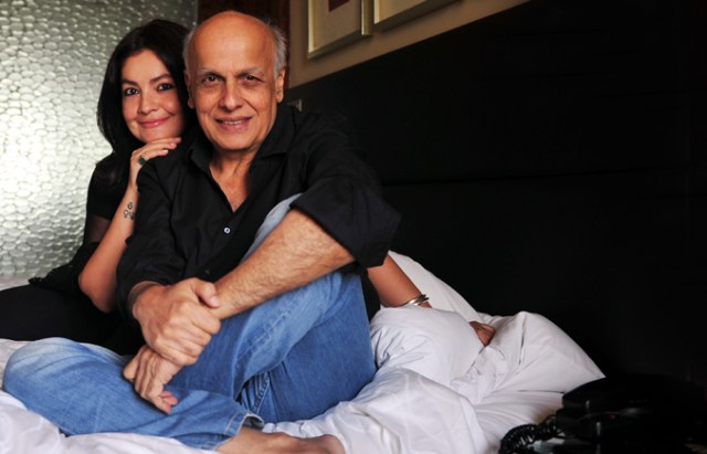 Happy Birthday Pooja Bhatt: When the Sadak actress kissed her father