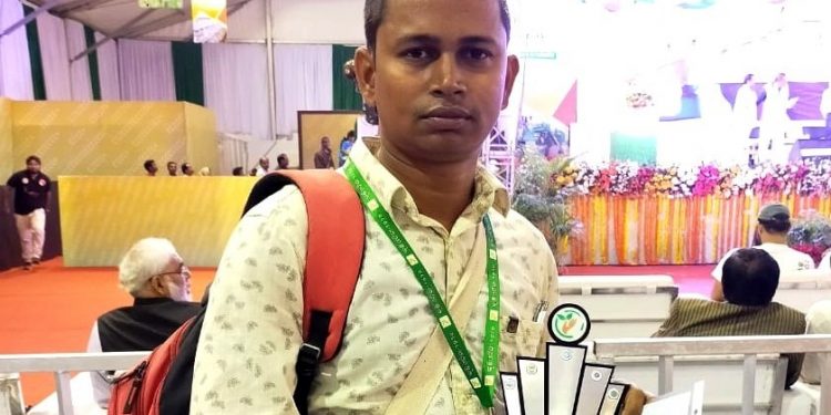 Farming is minting this lad Rs5 lakh per annum