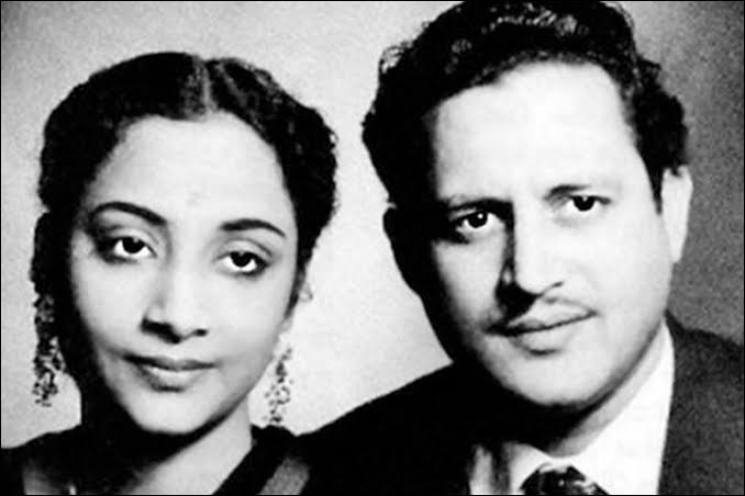 Already-married Guru Dutt was madly in love with Waheeda Rehman; The actress later married another man