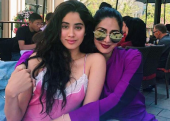 Janhvi Kapoor with mother Sridevi. File pic