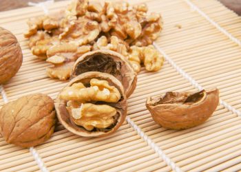 Women should eat walnut for healthy life
