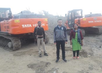 Stone smuggling: Two excavators, seven trucks seized