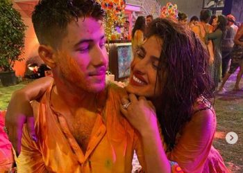 Nick Jonas joins Priyanka in India for his 1st Holi; see pic