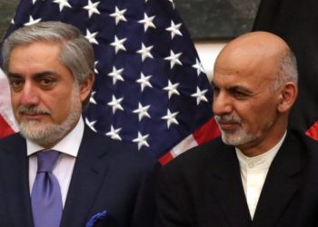 Abdullah Abdullah (left) and Ashraf Ghani