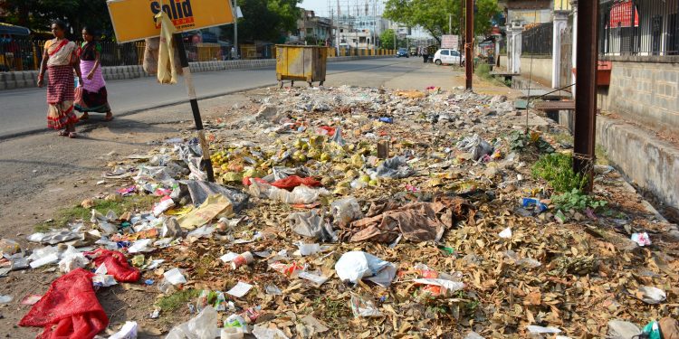Sambalpur rots amid garbage as contractor ‘swindles’ Rs1cr