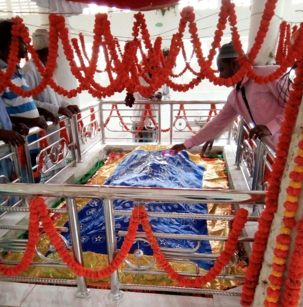Cementing Hindu-Muslim harmony