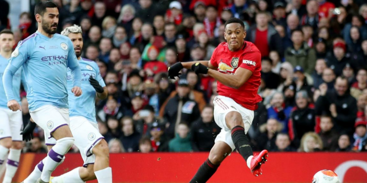 Manchester United’s Anthony Martial scores their first goal (Photo: Reuters/Carl Recine)