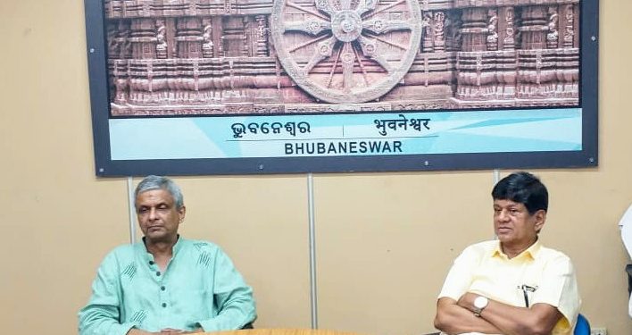 Prime Minister Narendra Modi interacting with Orissa POST and Dharitri Editor Tathagata Satpathy and Sambad Editor Soumya Ranjan Patnaik through videoconferencing, March 24 (Tuesday)