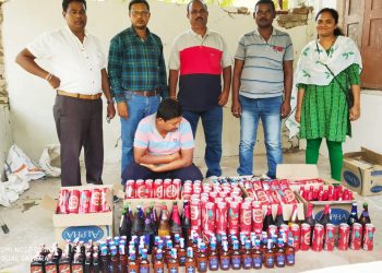 Excise officials seize Illegal liquor in Malkangiri, one arrested