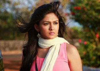 Mrunal Thakur